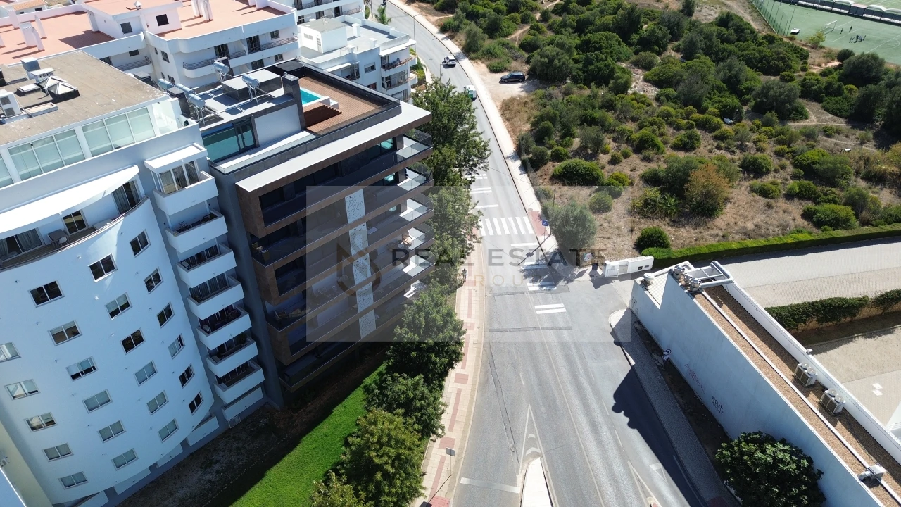 Apartamento T2 para Venda em Portimão Foto 37