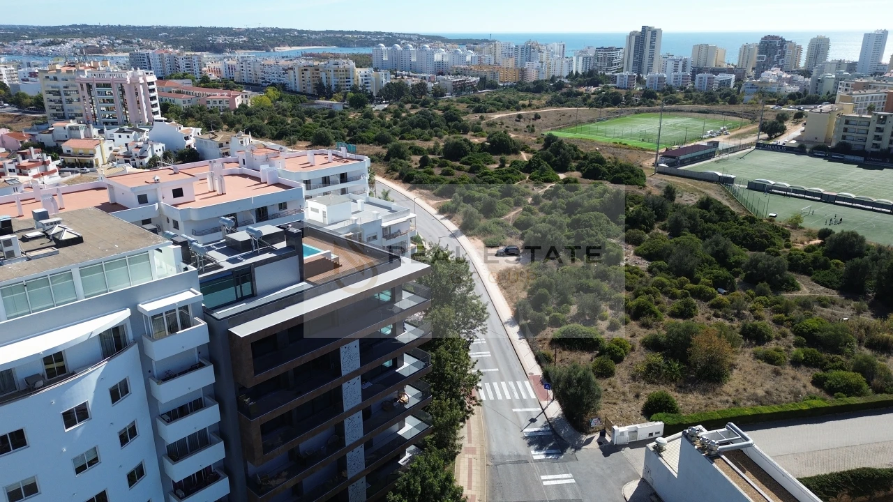Apartamento T2 para Venda em Portimão Foto 33