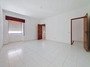 Moradia T6 para Venda em Lagoa e Carvoeiro