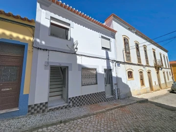 Moradia T6 para Venda em Lagoa e Carvoeiro
