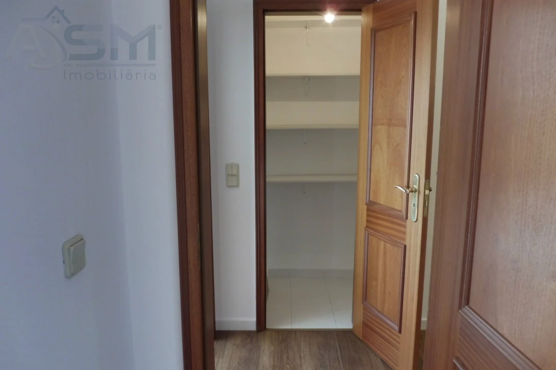 Apartamento T2 para Arrendamento em Cacém e São Marcos Foto 17