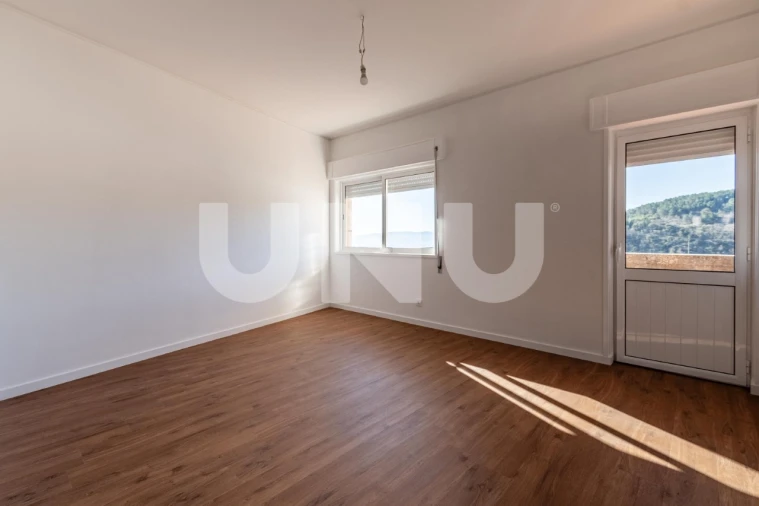Apartamento T5 para Arrendamento em Covilhã e Canhoso Foto 6