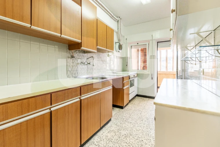 Apartamento T5 para Arrendamento em Covilhã e Canhoso Foto 10