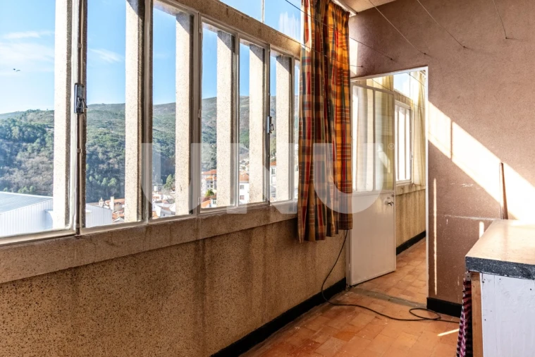 Apartamento T5 para Arrendamento em Covilhã e Canhoso Foto 18