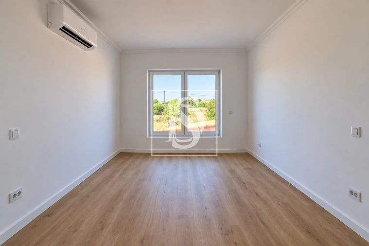 Moradia T4 para Venda em Lavos Foto 40