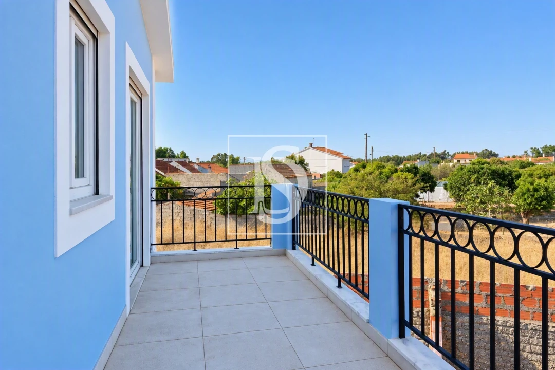 Moradia T4 para Venda em Lavos Foto 43