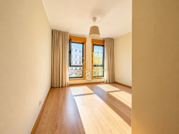 Apartamento T1 para Venda em Lordelo do Ouro e Massarelos