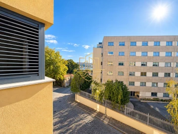 Apartamento T1 para Venda em Lordelo do Ouro e Massarelos