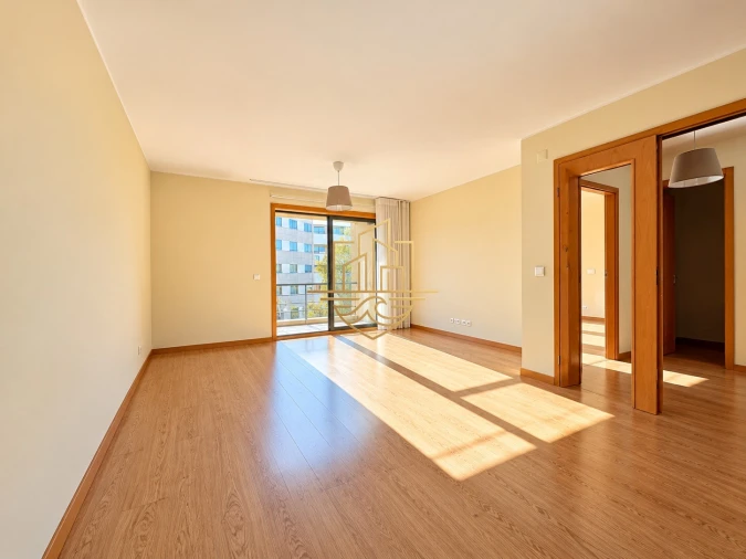 Apartamento T1 para Venda em Lordelo do Ouro e Massarelos Foto 11