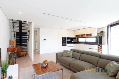 Moradia T5 para Venda em Madalena