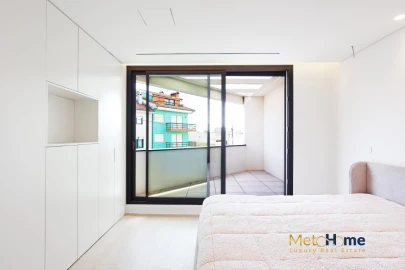 Moradia T5 para Venda em Madalena