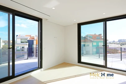 Moradia T5 para Venda em Madalena