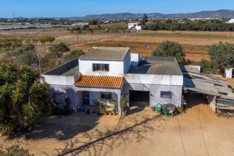 Moradia T3 para Venda em Faro (Sé e São Pedro) Foto 54
