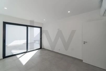 Moradia T3 para Venda em Montenegro