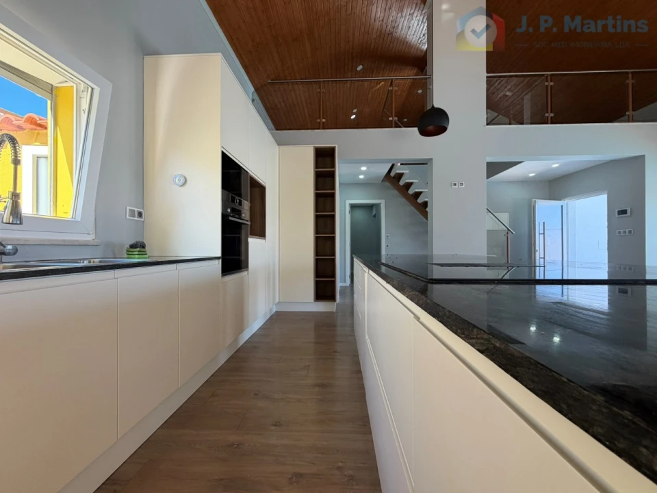 Apartamento T3 para Venda em Alcochete Foto 3