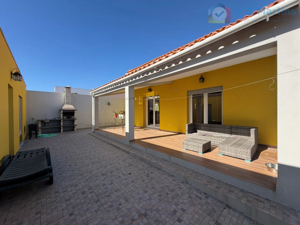 Apartamento T3 para Venda em Alcochete Foto 31