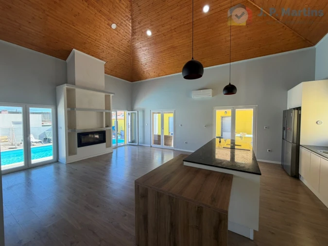 Apartamento T3 para Venda em Alcochete Foto 2