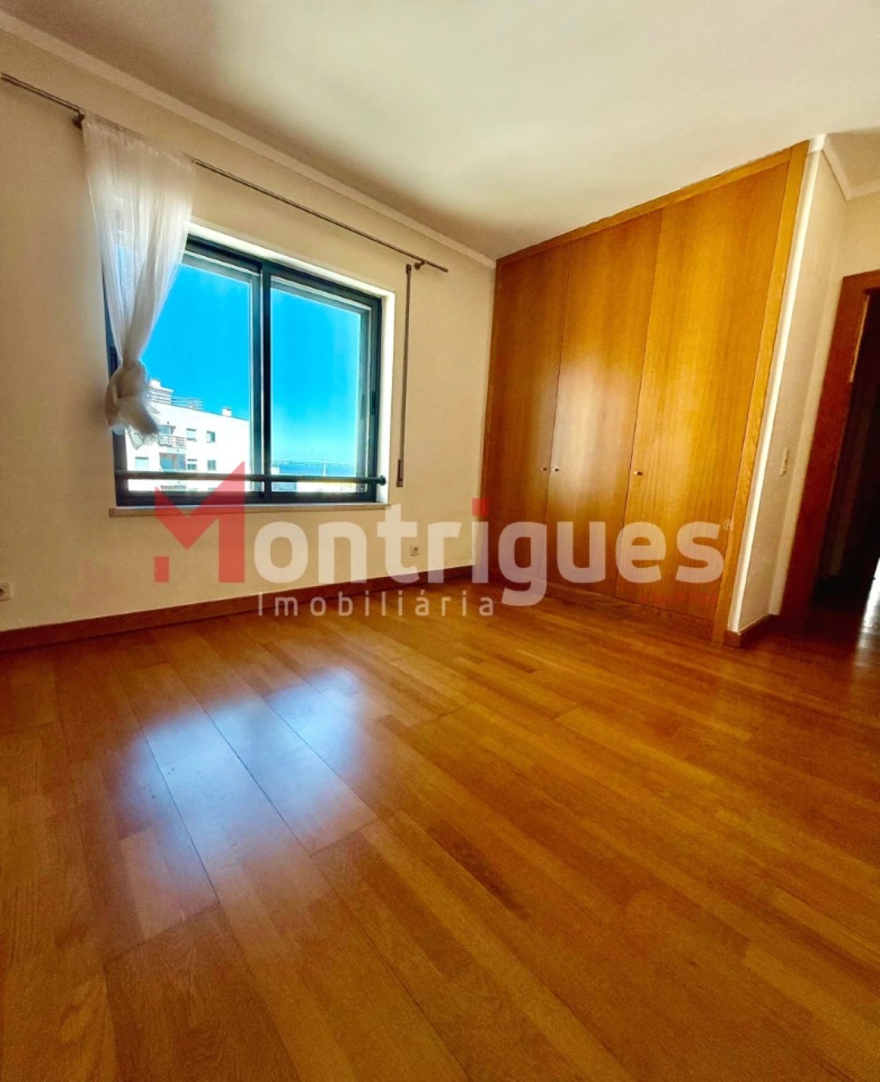 Apartamento T2 para Arrendamento em Parque das Nações Foto 12