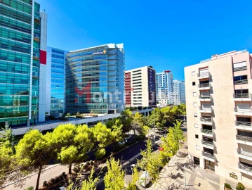 Apartamento T2 para Arrendamento em Parque das Nações