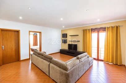 Moradia T3 para Venda em Calhetas