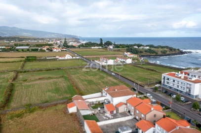 Moradia T3 para Venda em Calhetas