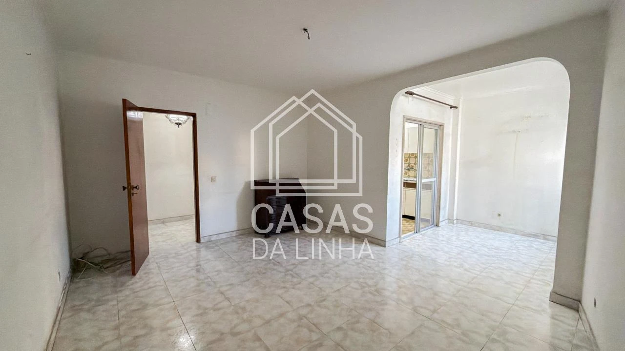 Apartamento T2 para Venda em Oeiras e São Julião da Barra, Paço de Arcos e Caxias Foto 1