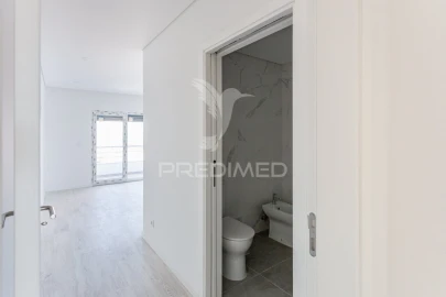 Apartamento T3 para Venda em Seixal, Arrentela e Aldeia de Paio Pires