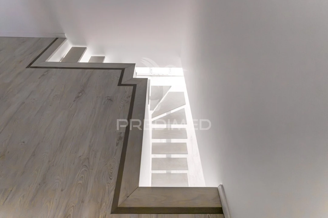Apartamento T3 para Venda em Seixal, Arrentela e Aldeia de Paio Pires Foto 24