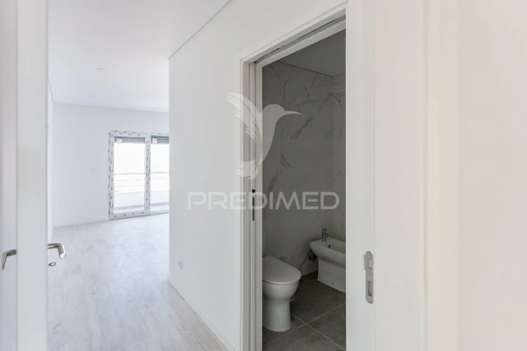 Apartamento T3 para Venda em Seixal, Arrentela e Aldeia de Paio Pires Foto 16