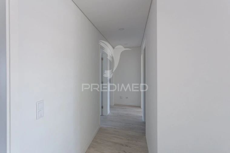 Apartamento T3 para Venda em Seixal, Arrentela e Aldeia de Paio Pires Foto 9