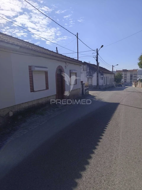Moradia T3 para Venda em Nossa Senhora da Piedade