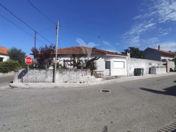 Moradia T3 para Venda em Nossa Senhora da Piedade