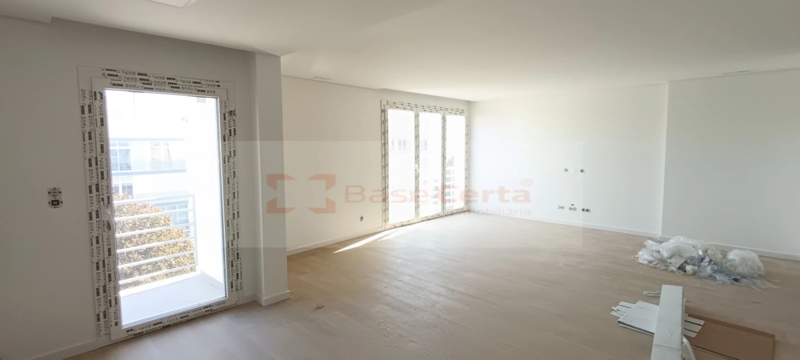 Apartamento T3 para Venda em Vialonga Foto 38