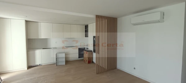 Apartamento T3 para Venda em Vialonga