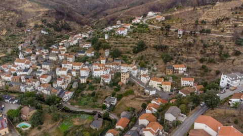 Prédio para Venda em Sobral de São Miguel