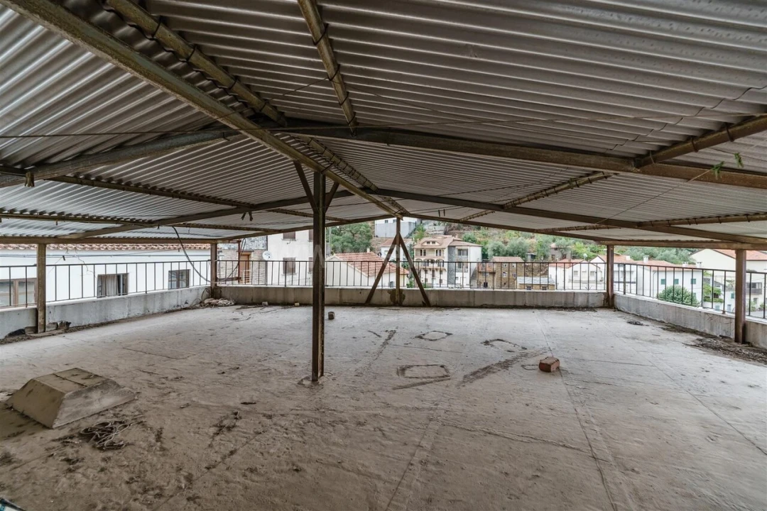 Prédio para Venda em Sobral de São Miguel Foto 11