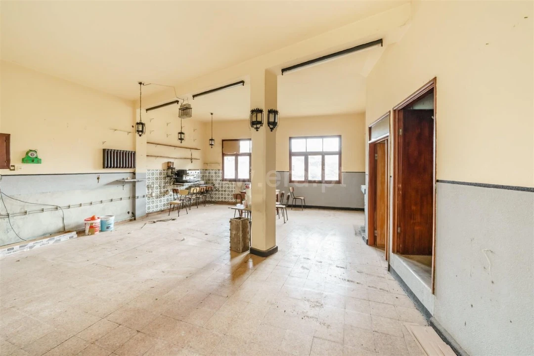 Prédio para Venda em Sobral de São Miguel Foto 2