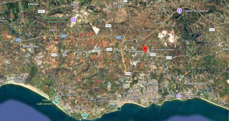 Moradia T3 para Venda em Ferreiras Foto 5