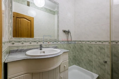 Apartamento T4 para Venda em Marvila, Ribeira Santarém, São Salvador, São Nicolau
