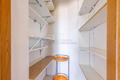 Apartamento T4 para Venda em Marvila, Ribeira Santarém, São Salvador, São Nicolau