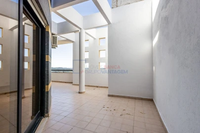 Apartamento T4 para Venda em Marvila, Ribeira Santarém, São Salvador, São Nicolau