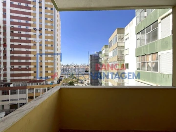 Apartamento T2 para Venda em Pontinha e Famões