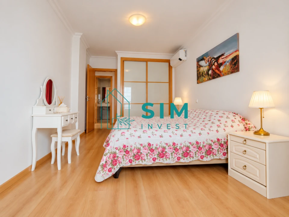 Apartamento T4 para Venda em Tavira (Santa Maria e Santiago) Foto 12