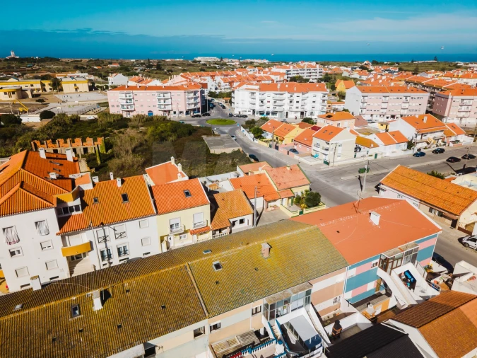 Moradia T3 para Venda em Peniche Foto 2