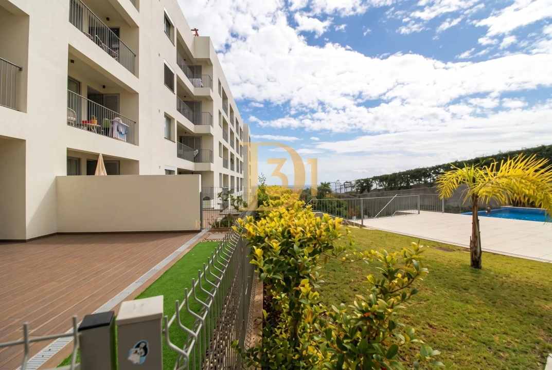 Apartamento T2 para Venda em Camara de Lobos Foto 12