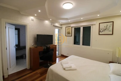 Apartamento T4 para Arrendamento em São Martinho
