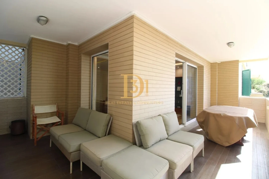 Apartamento T4 para Arrendamento em São Martinho Foto 19