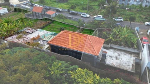 Terreno para Venda em Funchal (São Pedro)