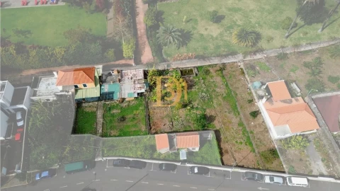 Terreno para Venda em Funchal (São Pedro)
