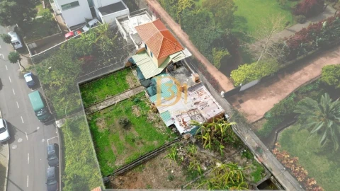 Terreno para Venda em Funchal (São Pedro)